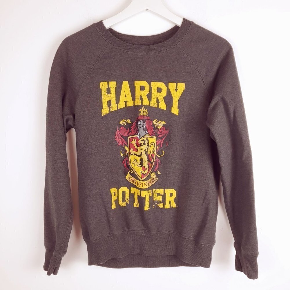 Harry Potter Juniors large (11-13) Gray Crewneck Sweatshirt Gryffindor